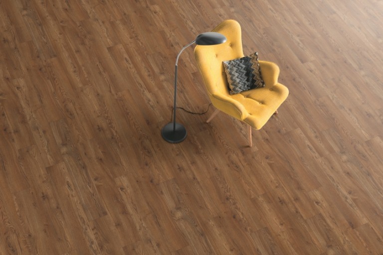 EGGER Olchon Oak dark   Laminált padló