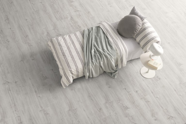 EGGER White Waltham Oak   Laminált padló