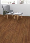 EGGER Brown Agira Wood Nedvességálló Laminált Padló