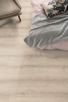 EGGER Light Sherman Oak Nedvességálló Laminált Padló